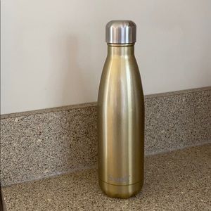 Swell Gold water bottle 17oz